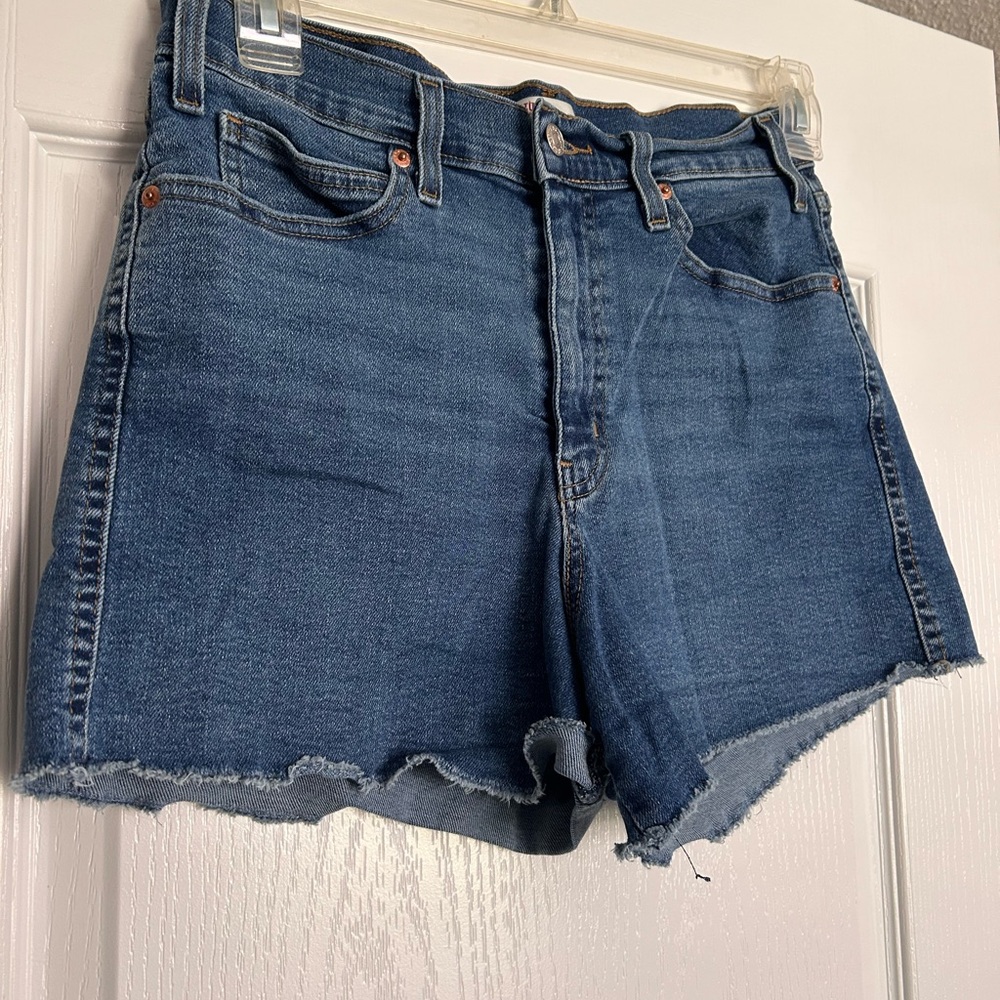 Signature by Levi Strauss Women's Blue Jean Shorts